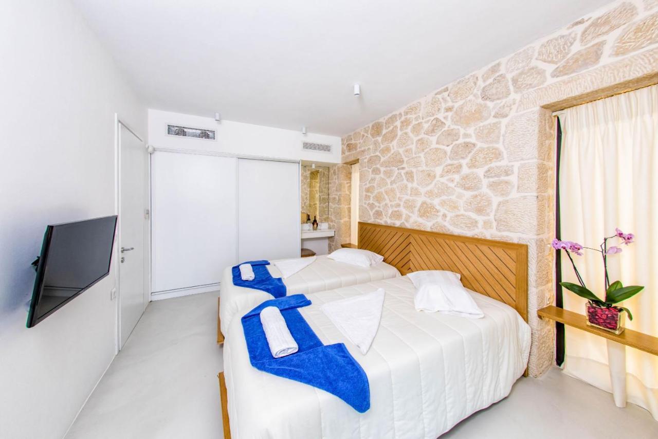 Lithari Luxury Villa